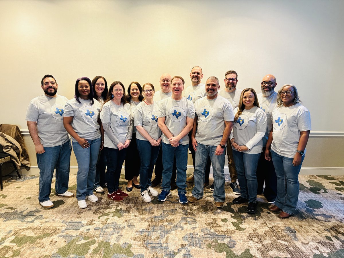 Bobbi R. Garcia tweet media