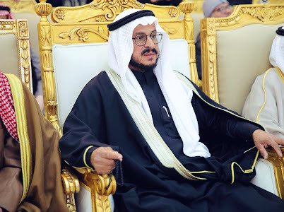 #عنزة 
#الجلاس
#الاشاجعة
#العبادلة               
'
قدّم الشيخ حمود بن مجيد
شيخ شمل قبيلة العبادلة من عنزة 
 '
درع تذكاري إلى الدكتور الشيخ طلال المعجل بمناسة تعيينه شيخا لقبيلة الاشاجعة خلفا لوالده رحمه الله ، وذلك من خلال الحفل الذي اقامته قبيلة الاشاجعة احتفاءً في هذه المناسبة