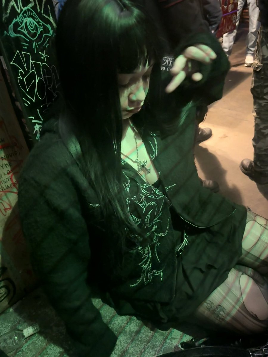 ★ ˖ åbrïl ˖ ࣪ ★ tweet media