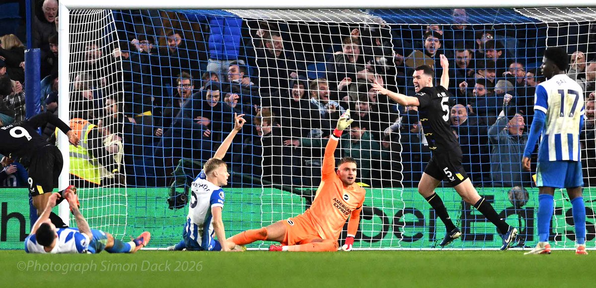 Simon Dack tweet media