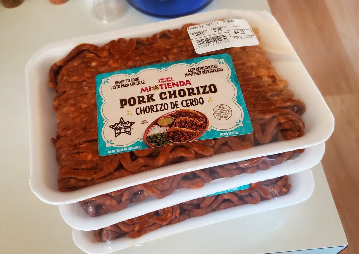 RichRMart's tweet photo. Hey @HEB, A big thank you for bringing back the HEB chorizo. 👍 https://t.co/N8aZSKsKQs