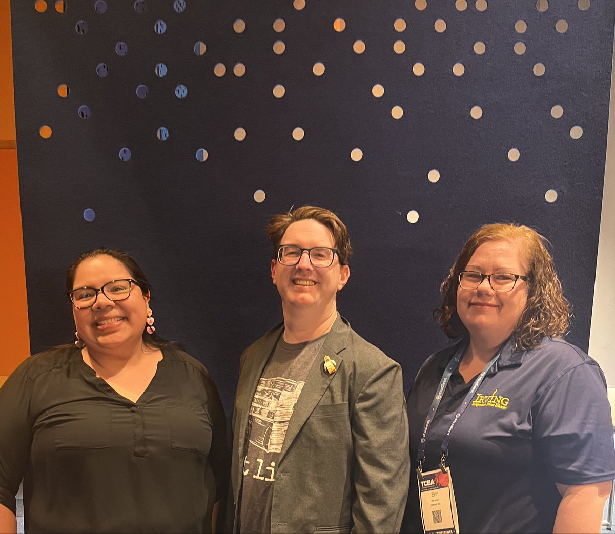MrsHuber_DLC's tweet photo. Our @IISD_iLearn team has officially begun Day 1 of #TCEA and we could NOT be more excited! We cannot wait to bring back tips, tricks, and other BRIGHT 💡 ideas to support #TeamIrving https://t.co/dfcLzvuzI6