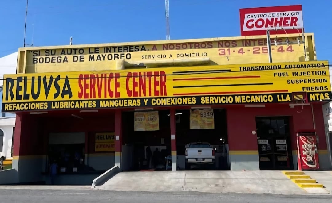 No les recomiendo acudir a este sitio, son maletas e irresponsbles: cuando fallan las refacciones, no respetan la garantía, se evaden entre arguicias y maromas. Se los digo por experiencia propia, me pasó con un acumulador de corriente.