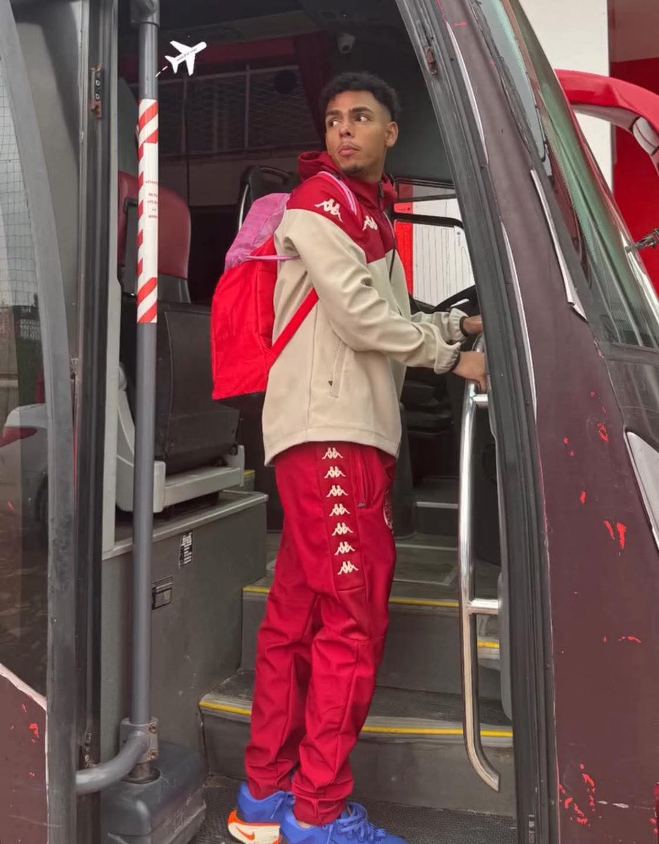 Primera convocatoria de Moisés Paniagua en el club Wydad Casablanca, para el partido de este domingo visitando a Maniema Union del Congo, partido por la cuarta fecha de la Copa Confederación de clubes africanos.