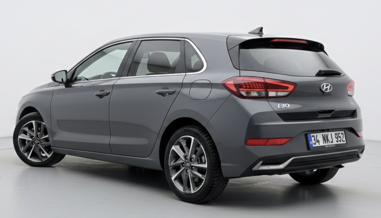 Hyundai i30 Test Sürüşü 2026 

Bir otomobilin ilk intibası, onun karakterini belirler. Yeni Hyundai i30, dış tasarımıyla sadece bakışları üzerine çekmiyor, aynı zamanda rüzgarla olan savaşını da  + <a href="/HyundaiTurkiye/">Hyundai Türkiye</a> 
@https://twitter.com/otomobiltutkunu otomobiltutkunu.com/hyundai-i30-te…