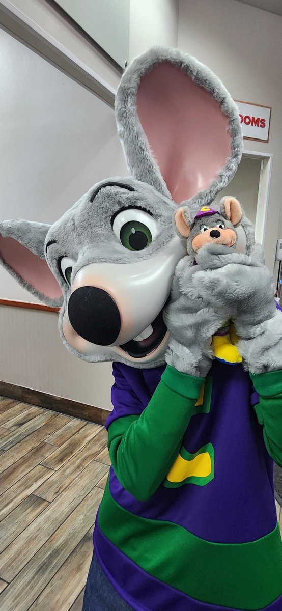 DerekGuys tweet media