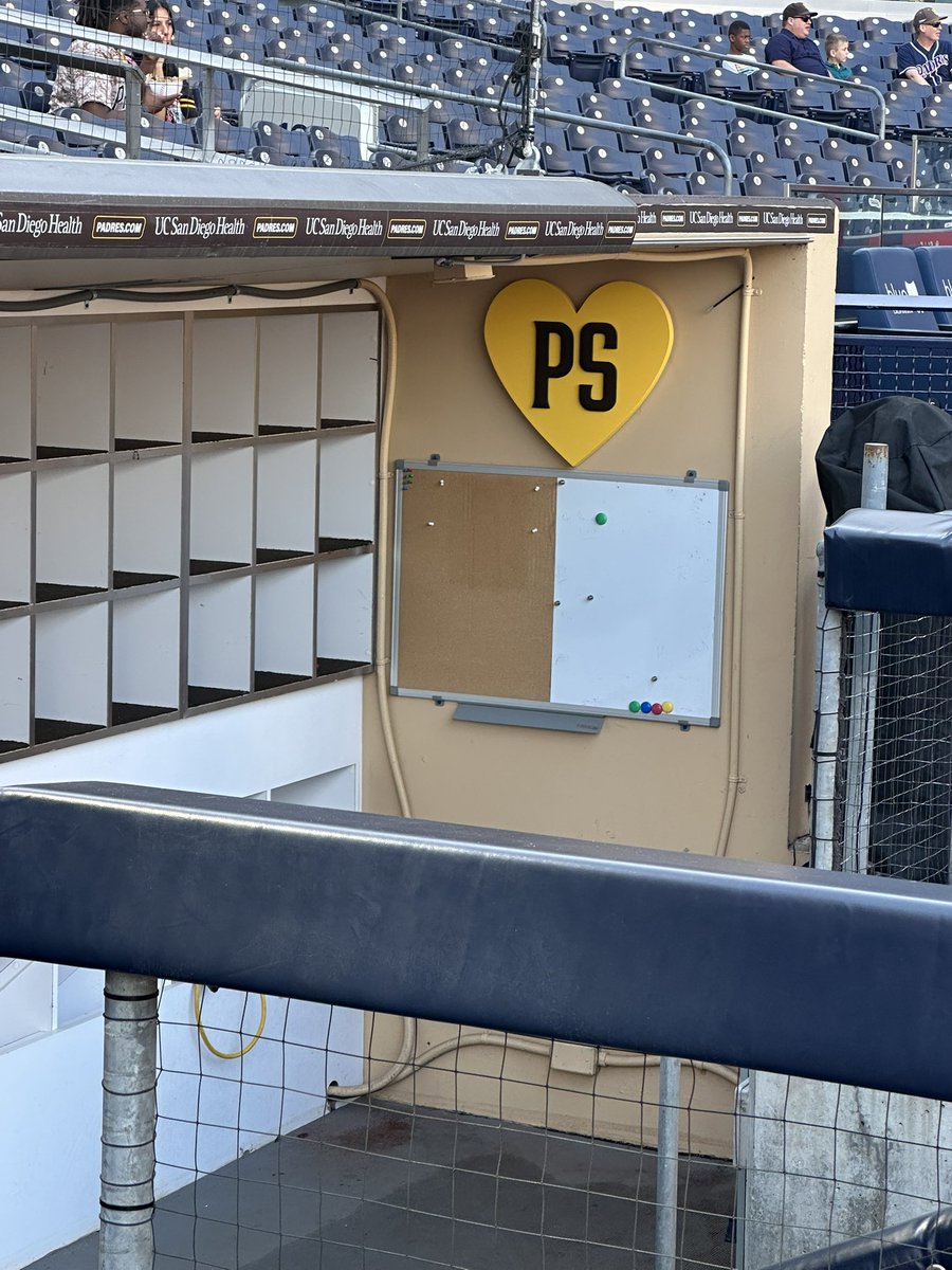 KaliThaGreat's tweet photo. Never forget who signed the checks to build a winner. Peter Seidler turned the Padres from dust to playoff contenders with bold signings like Tatis &amp; Manny’s mega-deals + more stars. #ComPETEforPete has always been the motto. 💛🤎 #Padres #LFGSD 
Love and Respect @sheel_padres 🫶 https://t.co/OCyuyGtgRQ