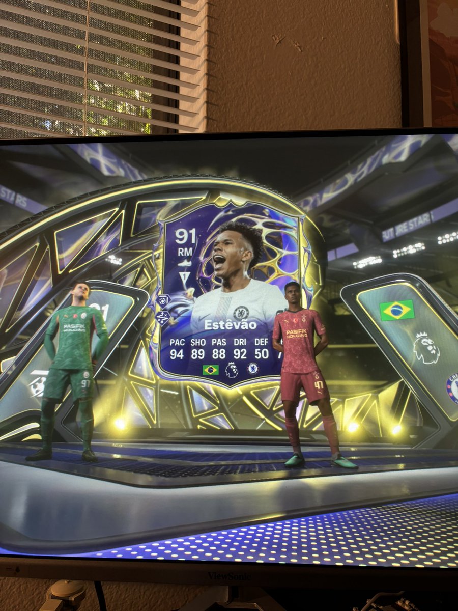 Max1235212's tweet photo. @FUT_Accountant Better luck already https://t.co/7UVLtAVwjF