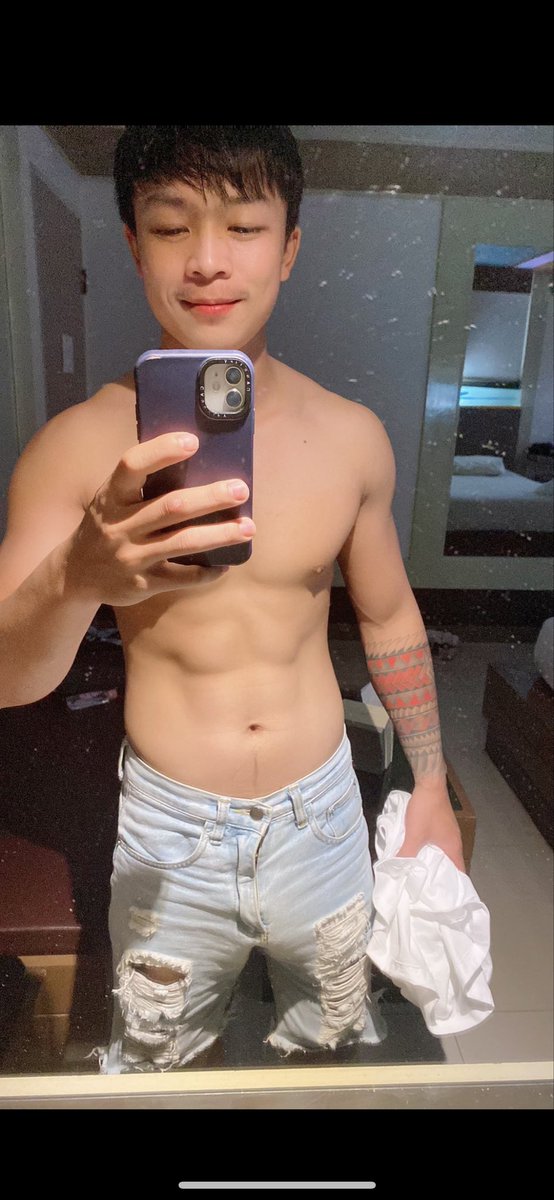 Jonathan tweet media