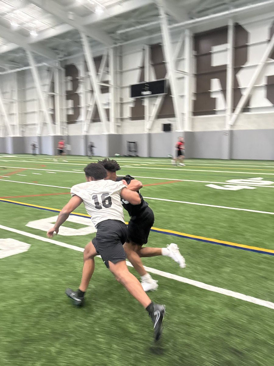 Brown Bears Football tweet media