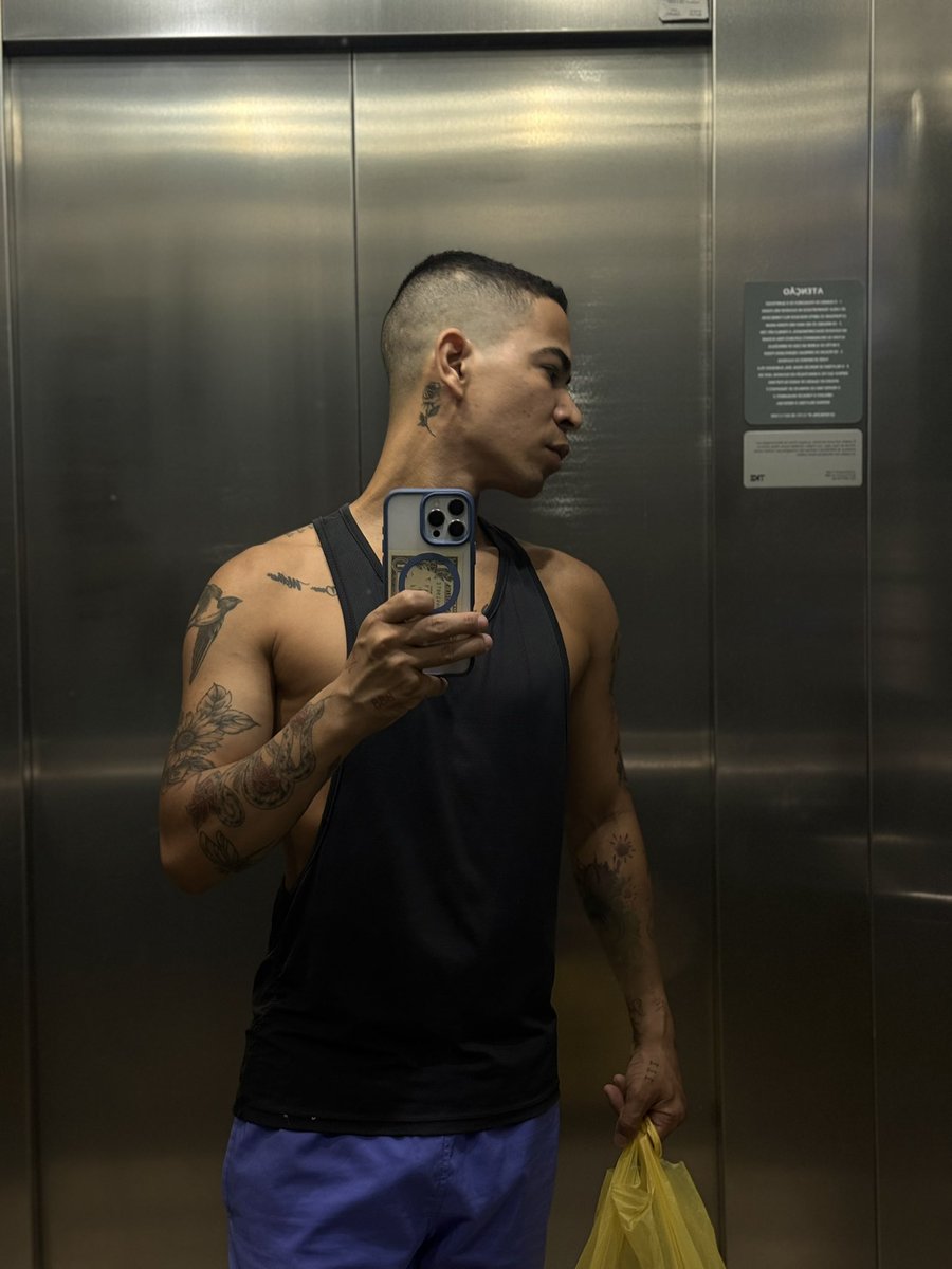 Kimmorais_'s tweet photo. Cortei o cabelo , gostaram? https://t.co/2RfGUoijnU