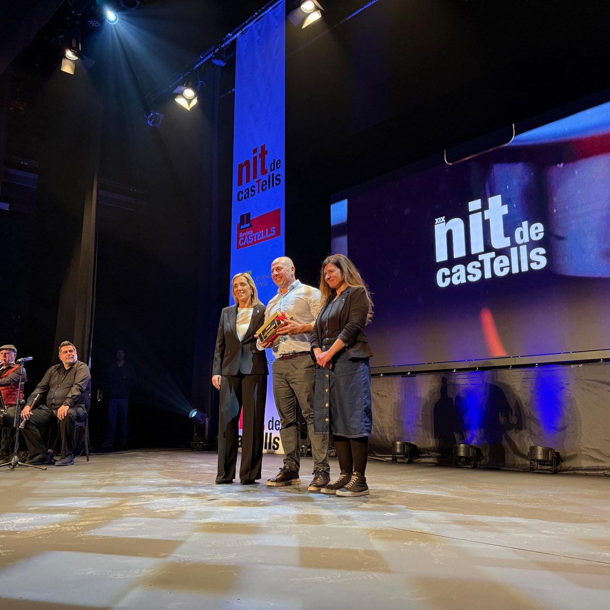 Colla Vella dels Xiquets de Valls tweet media