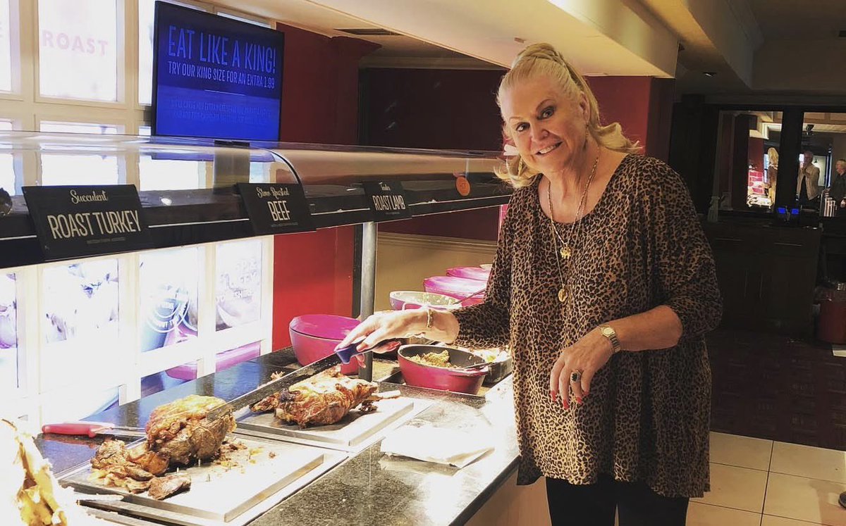 Kim Woodburn in Toby Carvery.