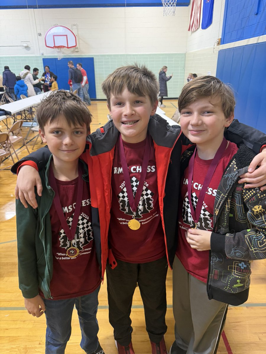 _JRHEALY's tweet image. Took home 3rd Place today for Richfield Middle School in the Glen Hills WSCF Tournament in Gendale! #chessgame #chess