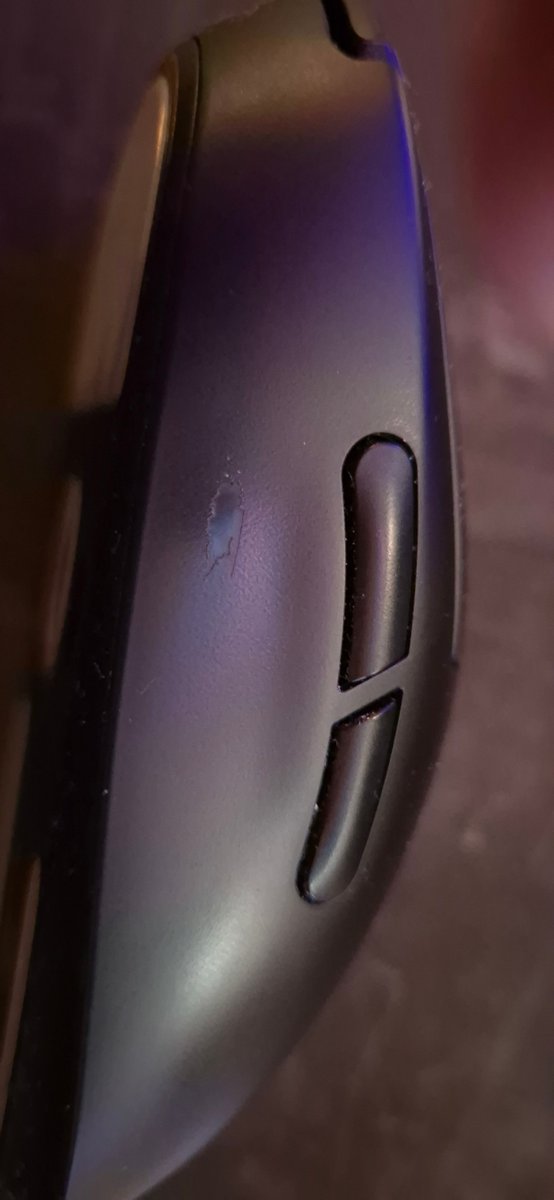 sajter_'s tweet photo. @Logitech Logitech Superlight 2 after one month  don’t buy this crap. The paint starts coming off almost immediately after purchase, and the warranty doesn’t cover it. Total waste of money. https://t.co/uLlH5g3C4G
