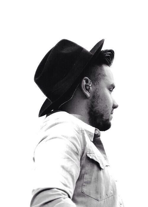 He deserves love too btw 🥺