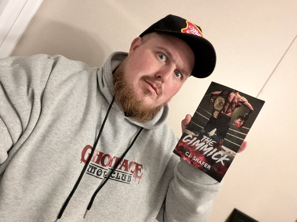 fatboyshafer's tweet photo. In honor of the #RoyalRumble I’d like to introduce you guys to “The Revenant”

My second book, The Gimmick, is a Horror-Slasher set in the insane world of Pro Wrestling. 💪🔪

You can find it on Amazon in paperback or ebook format! https://t.co/qfxOTluQbV