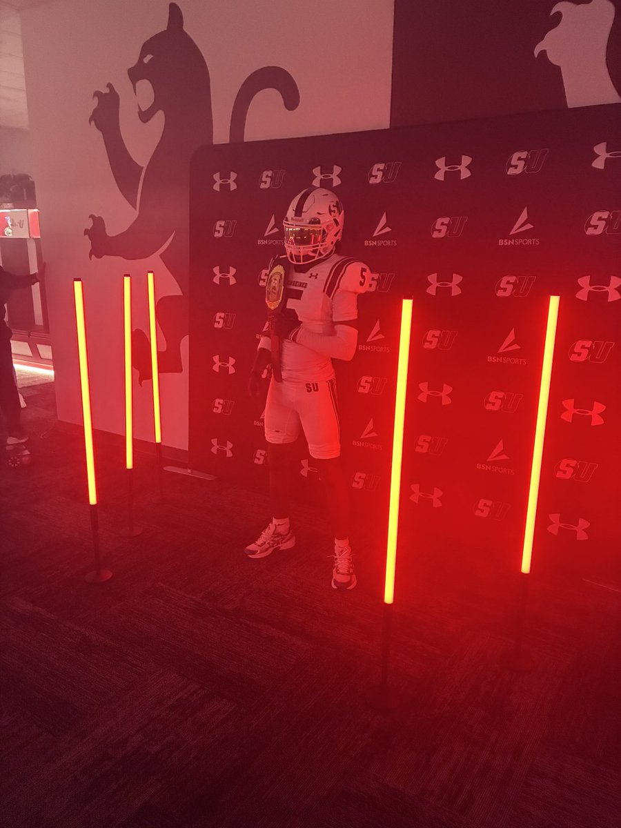 Jaii1kk's tweet photo. Had a Excellent time on my Official Visit, Meeting Head Coach @coachkeithallen And Furthering My Knowledge About @SchreinerFB @CoachLeatherman https://t.co/9X4okFDK37
