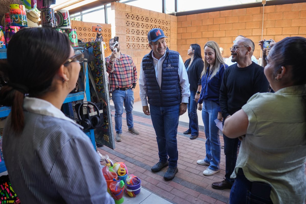 ¡Qué bien quedó el nuevo Mercado Público de Bahía de Kino!

✔️ Espacios más dignos
✔️ Mejor atención para turistas
✔️ Más orden y funcionalidad

45 locales que mejoran las condiciones de trabajo de comerciantes locales y fortalecen la actividad económica de la comunidad. 🙌🏼