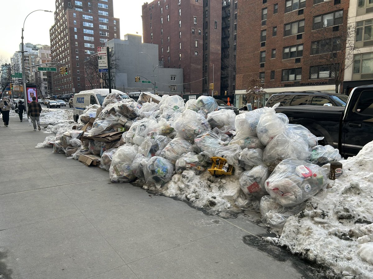 Robert Pondiscio tweet media