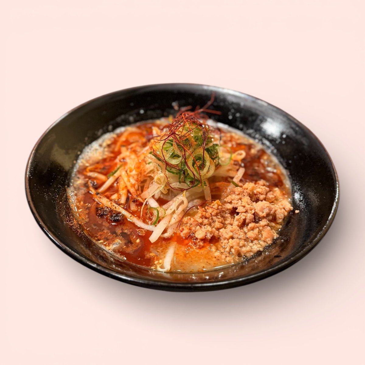 【2月のはじまりに、やさしい一杯を】

2月になりました。
今月の限定麺は、3日からスタートします。
詳しいご案内は、また改めてお伝えします。

最近は空気も乾燥して、
風邪が流行っているようです。
こんな時こそ、
身体を内側から温めることを大切にしたいですね。

鶏ポタラーメンのスープには、