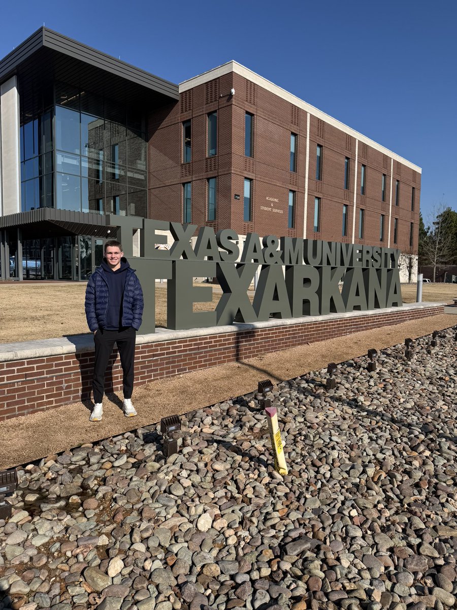 HudsonFollis's tweet photo. Today I am blessed to announce my commitment to @TAMUT_football! I want to thank all the coaching staff who have given me this opportunity. I am ready to go build something great. SOAR EAGLES!!! 🦅 🦅 
@JoshuaEargle 
@CoachTBarr 
@FCAFalcons 
@kcjorgensen14 
@CoachE_84 https://t.co/91X7tXWPQ1