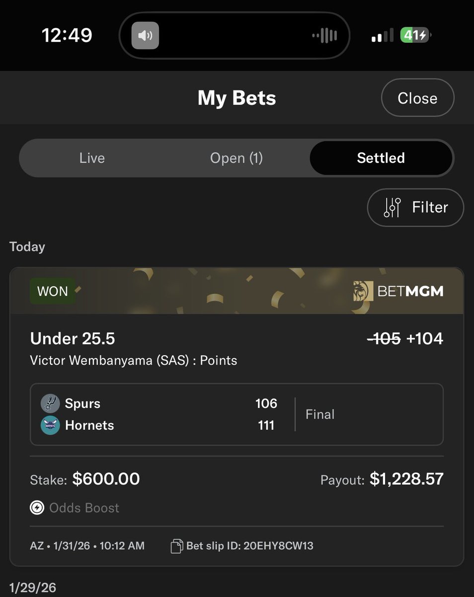 MrMoMoney23's tweet photo. @btidy216 This is why I started betting on early games https://t.co/jawWBOoGXu
