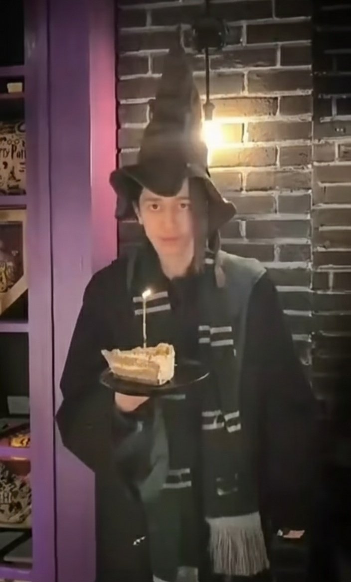 سارکَستیکترین نغمه tweet media