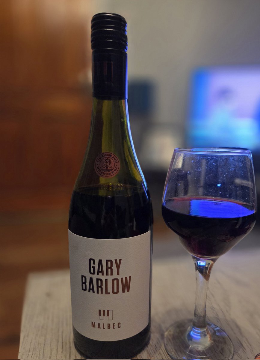 OMG <a href="/GaryBarlow/">Gary Barlow</a> your Malbec is gorgeous 😋😍😋😍