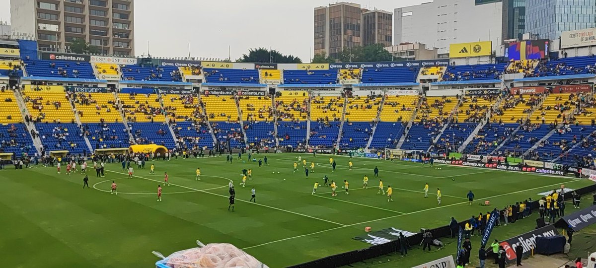 Ya listos para ver el primer gol de la temporada!!