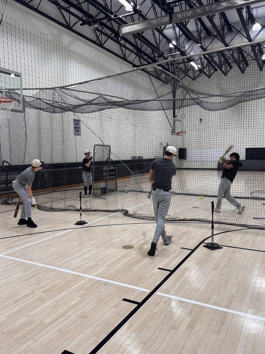 DHS Titan Baseball tweet media