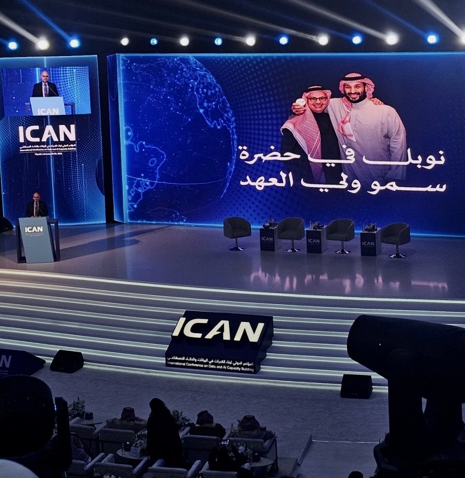 AalyahOB's tweet photo. أيام مليئة بالإلهام واكتساب المعرفة من قامات علمية متخصصة،
كل الشكر لـ سدايا على إتاحة الفرصة لنا لتوسعة مداركنا في هذا المجال 🤍
#ICAN2026 https://t.co/5Xbhk7TnNs