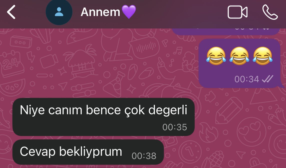 nazz_cansu's tweet photo. 3 dk bile beklemeye gelemeyen bi kadının kızıyım tabii ki mesajlarıma anında dönülecek lfdmlfşvg https://t.co/GTL0gMvABb