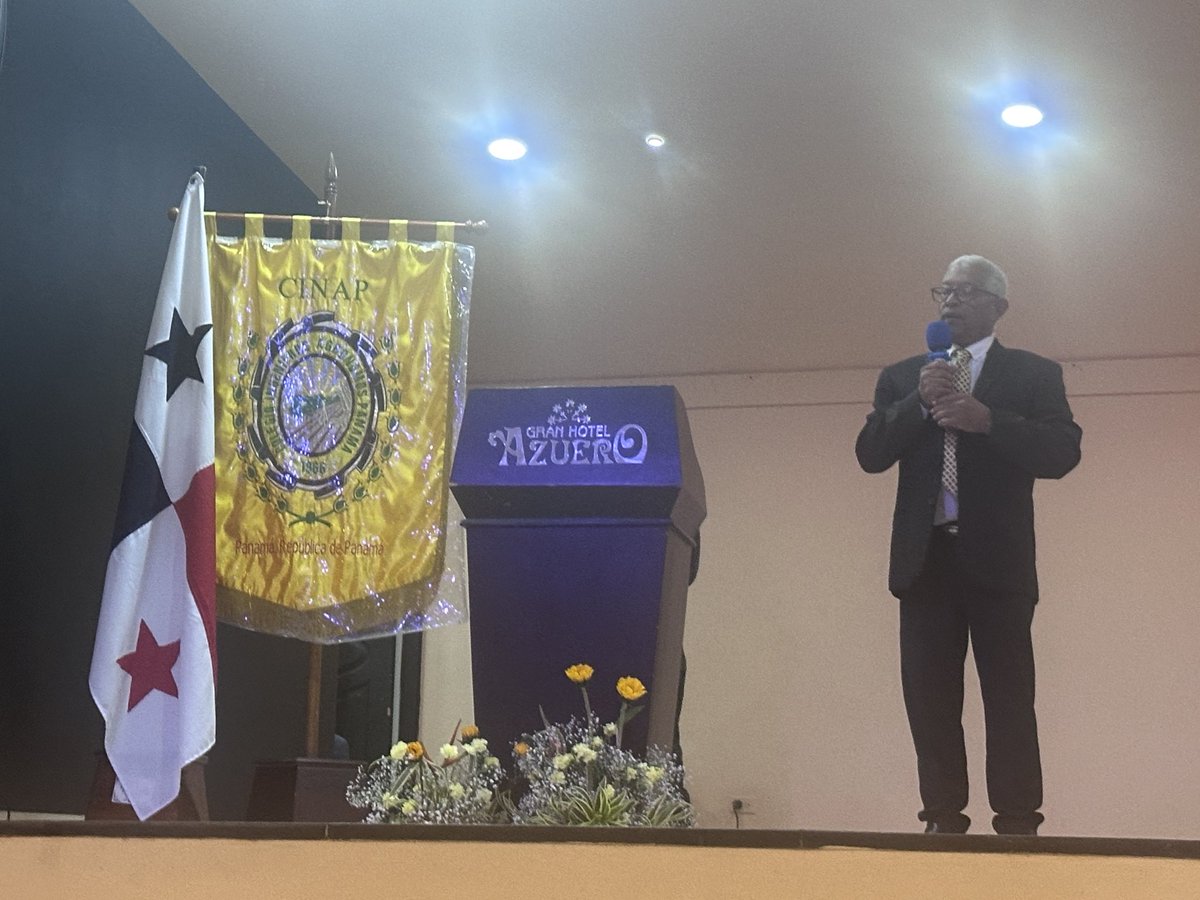 anibalfossatti's tweet photo. Hoy junto a varios expresidentes acompañamos al amigo y colega Ing. Orlando Garcia que presidirá el @CinapPanama por 2026-2028. Al cual le auguramos el éxito en su gestión para que el agro avance a un desarrollo equitativo, sostenible y amigable con el ambiente. @MIDAPma https://t.co/JpIDaVORBM