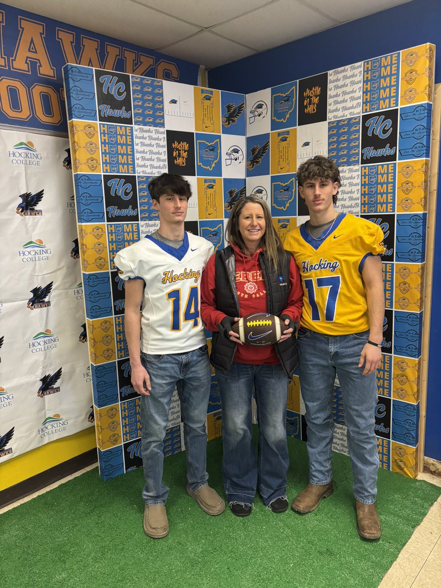 Hunter_wright14's tweet photo. Had a great time on our visit at Hocking College today! Thank you to everyone who helped get me here! @CoachCMoore3 @KarlJustus2 @HockingFootball @LayneWright170 https://t.co/PYNNIvfkYg