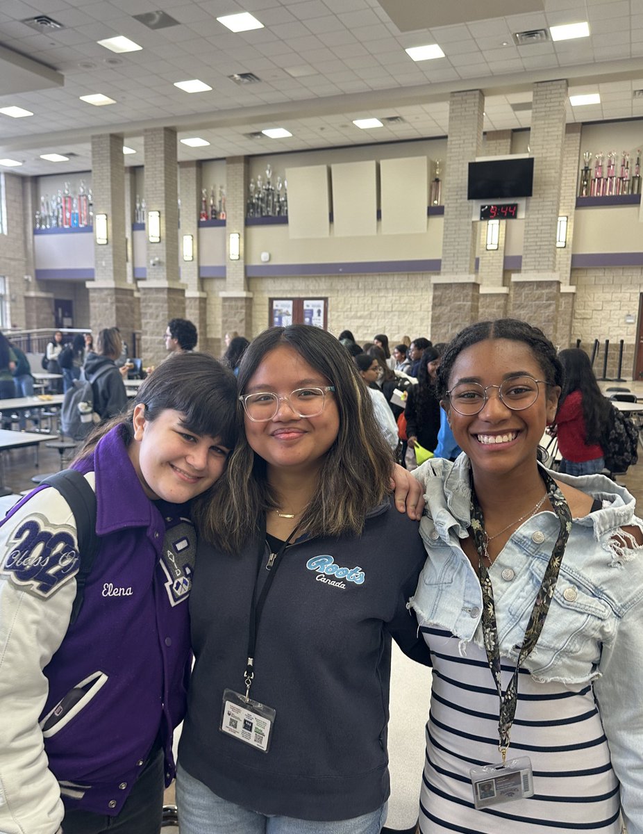 RPHS_Panthers10's tweet photo. @RGAPMobileLive @RPHS_NHS 🎉Celebration🎉: #LetsDoThisYall! 15th Annual NHS Tapping Ceremony! Ms. Merkel (Sponsor) and Mr. Gaines—MC welcomed 174 #NewMembers! #LargestTapping in #SchoolHistory! @RGAPMobileLive @RPHS_NHS #WowFactor26 https://t.co/MKxYVV7iZO