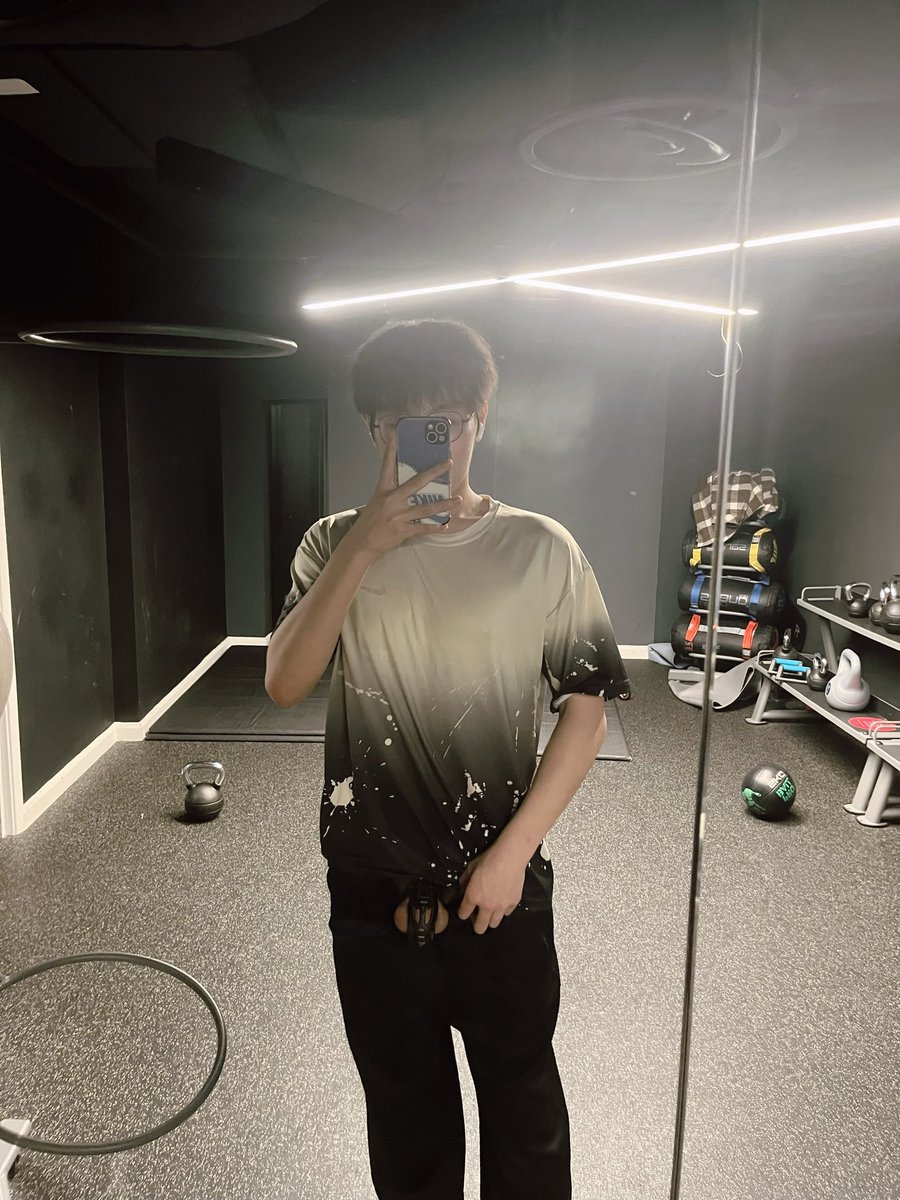 ran79577's tweet photo. 🔒一下
#锁m  #锁奴挑战 #男m #野裸暴露 https://t.co/VHQyhCR8S2