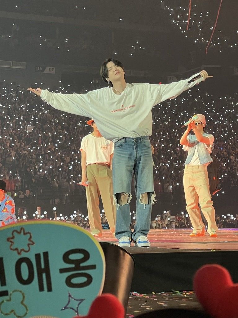 thvchapters's tweet photo. this yoongi picture https://t.co/yUxJKufcdU