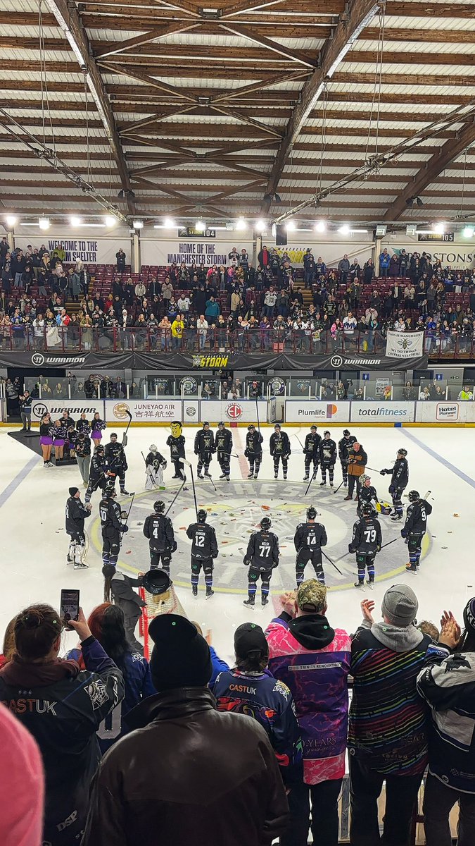 TheMancUK's tweet image. What a night to be a @Mcr_Storm fan! ⚡️

Congrats to no. 35 Evan Weninger on a well deserved man of the match performance. 👏

One thing’s for sure, #WeAreStorm and we WILL be back soon. 👊