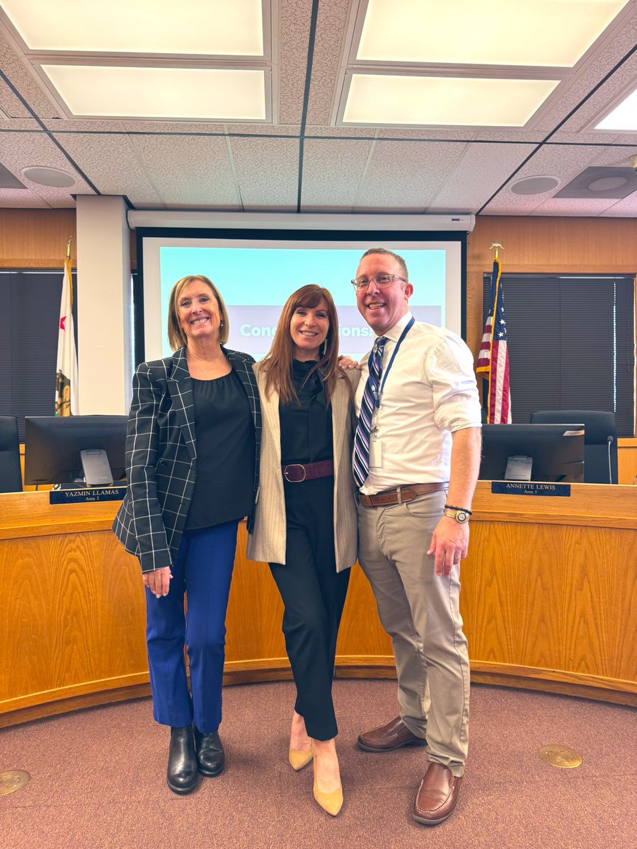 MargaMarshall's tweet photo. ALP Cohort 4 Symposium. So grateful for the PASC participants—your hard work, dedication, and heart for students are shaping the future of school leadership. The next generation of admin leaders is in great hands! @CoCoSchools 
#CCCOE #LeadershipSymposium #AspiringAdministrators https://t.co/yaHHABoHLL