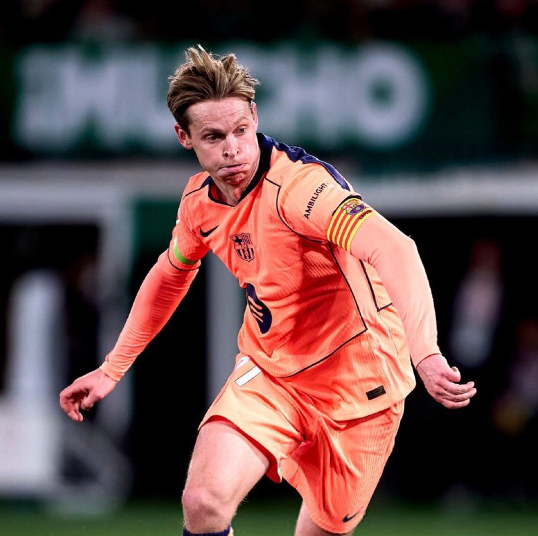 Frenkie de Jong today: 1 Assist 3 Big chances created 4 Duels won