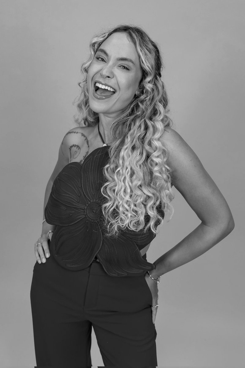 tuitanaell's tweet image. Desde já sou #ForaSarah da fav  e rt pra ver quanto somos,só pra mim ver uma coisinha.
#BBB26