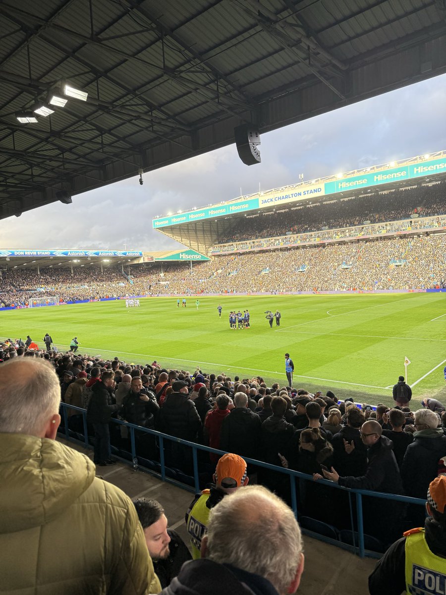 SamWhyman_'s tweet photo. 🔴⚪️ https://t.co/XpwjN2uKcj