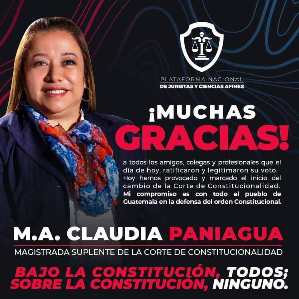 alemp89's tweet photo. Aparte de querer amañar la elección del CANG para la CC

Irónicamente, ella fue electa por la Asamblea del CANG para la magistratura actual. En ese momento, no le molestó recibir el voto de colegiados activos de ciencias afines https://t.co/HCv2QZ3bKB