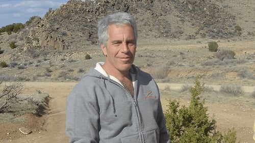 actuenvif's tweet photo. 🚨 Elon Musk s'exprime sur les dossiers Epstein à propos de la publication des millions de documents :

« Je pense que le public sera légitimement frustré si personne n’est poursuivi concernant la liste des clients d’Epstein. »

« Si aucune poursuite n'est engagée, ce sera la preuve que ces institutions ne sont qu'une mascarade et qu'elles ne servent plus l'intérêt public. »