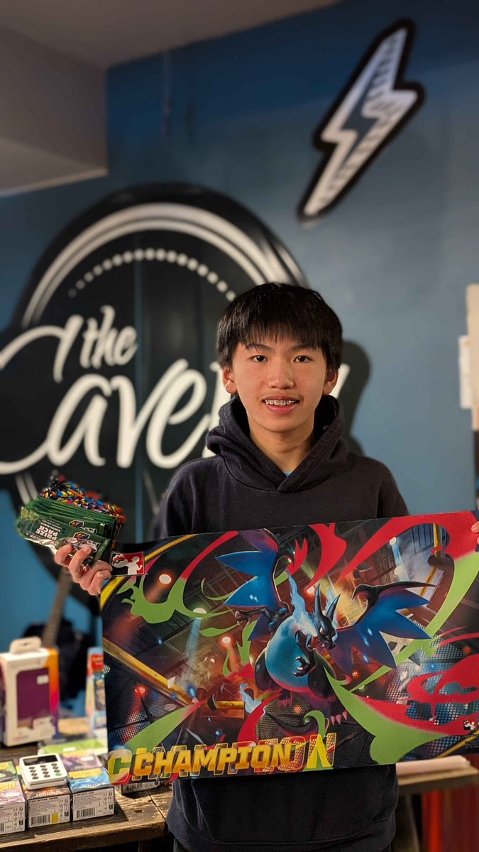 Won cup today. Sacked restart for two into candy Gardy vs <a href="/PeterShapkin/">Peter Shapkin</a> 🙏🙏🙏. Cup tomorrow as well let’s see how it goes. Also congrats to <a href="/a_RiderofRohan/">Rohan Scott</a> winning in masters 7-0 with broken deck😜😜😜