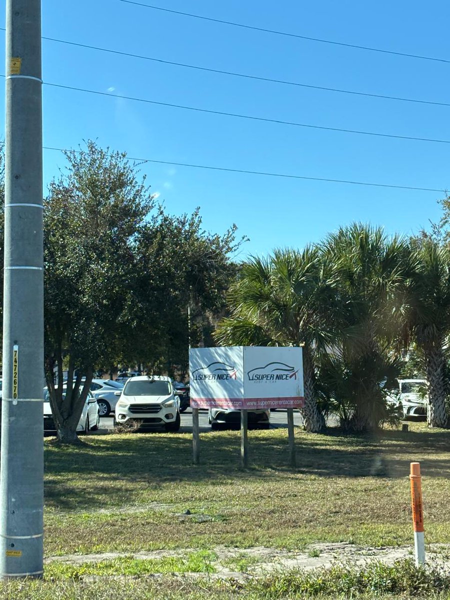 pit_jimenez's tweet photo. Sentimientos encontrados, triste porque ya regresamos de Orlando, pero feliz porque con @SuprNiceRentCar nos fue súper bien, no sólo con el auto, también con la atención y amabilidad  de todo su equipo de trabajo.  Gracias!!. En #Miami y #orlandoflo lo mejor para rentar tu auto. https://t.co/mdWh6WWa1W