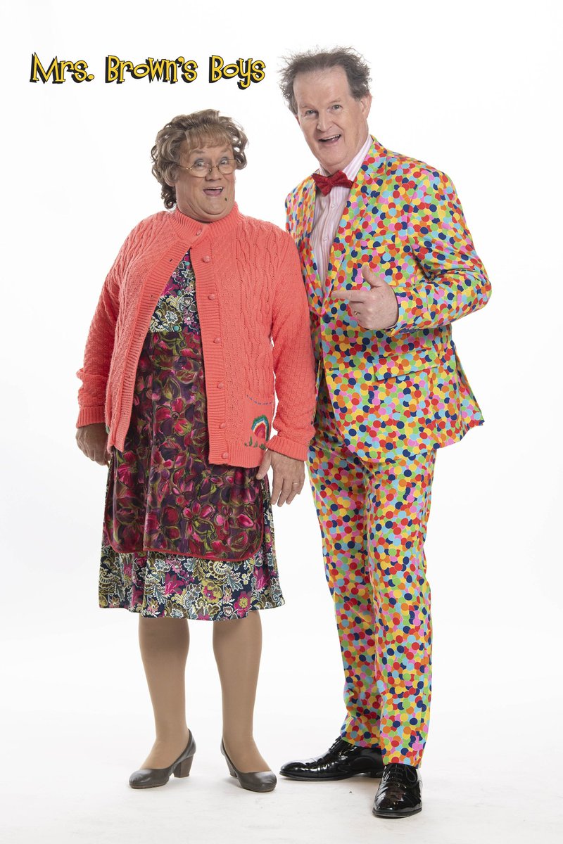 AonghusMcAnally's tweet photo. I see I’ll be appearing on Mrs Brown’s Boys tv show tonight on RTE 1 television at 10.45. What a joy it was to work with the genius Brendan O’Carroll and the  Mrs Brown's Boys family. https://t.co/sWpywcNbUQ