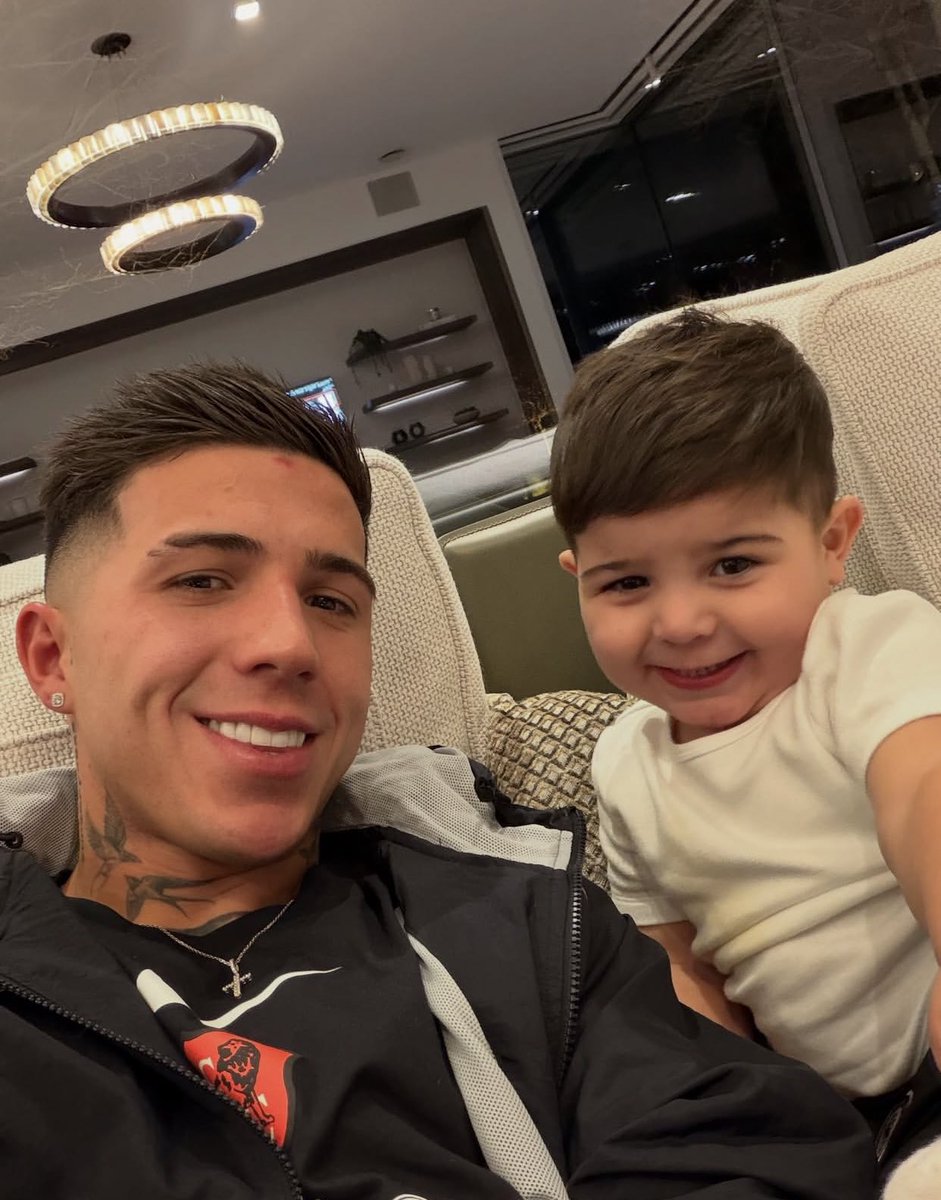 la sonrisa de benjamín🤏🏻 cuando tu papá es uno de los mejores mediocampistas del mundo