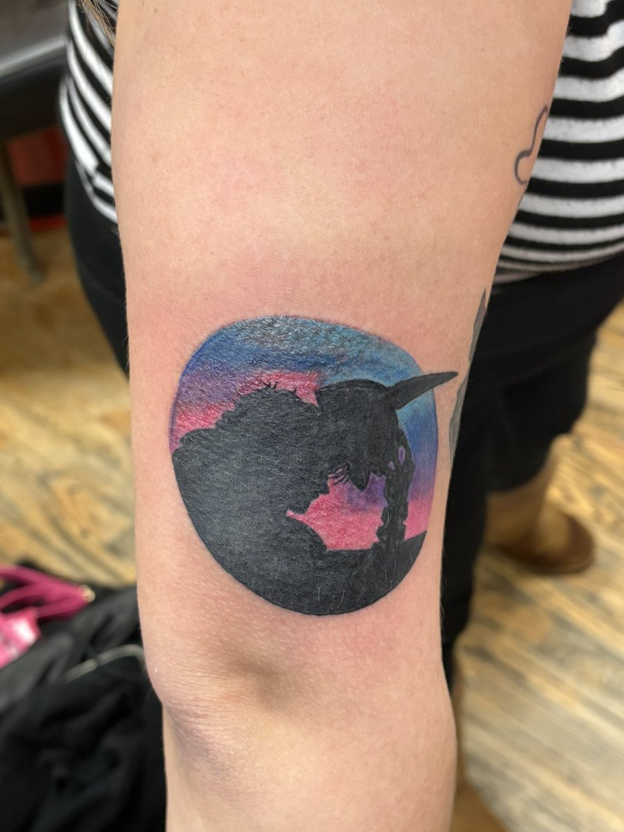 Batman Sabrina tweet media